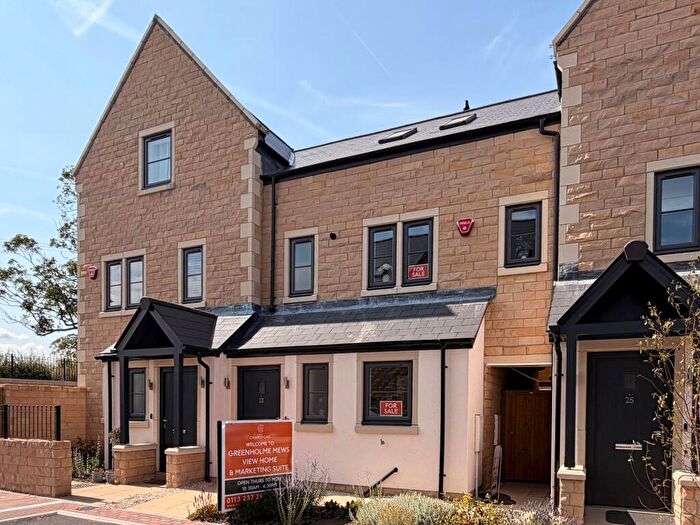 4 Bedroom Mews For Sale In Greenholme Mews, Iron Row, LS29