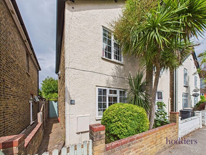 2 Bedroom Semi-Detached House For Sale In Station Road, Chertsey, Surrey, KT16
