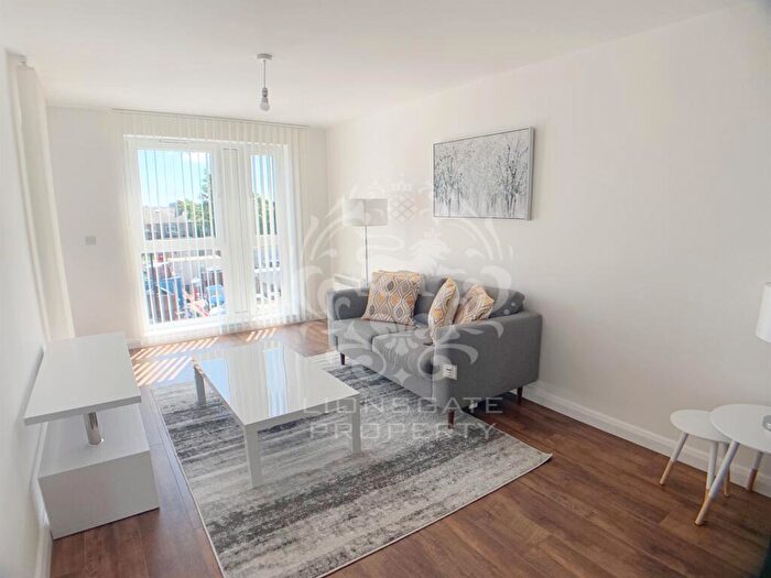 1 Bedroom Apartment To Rent In Lyons Way, SL2