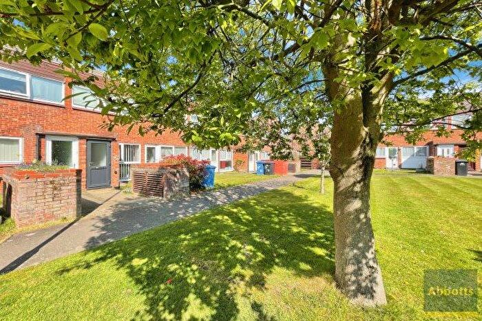 2 Bedroom Flat To Rent In Templemere, Norwich, NR3