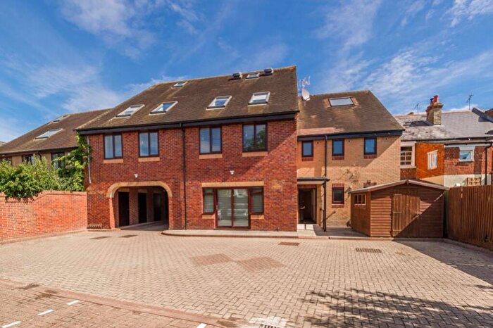 Studio To Rent In Wadham Court, Edgeway Road, Oxford, OX3