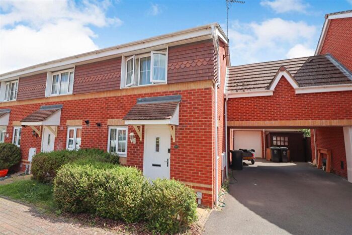 2 Bedroom Semi-Detached House To Rent In Regency Court, Rushden, NN10