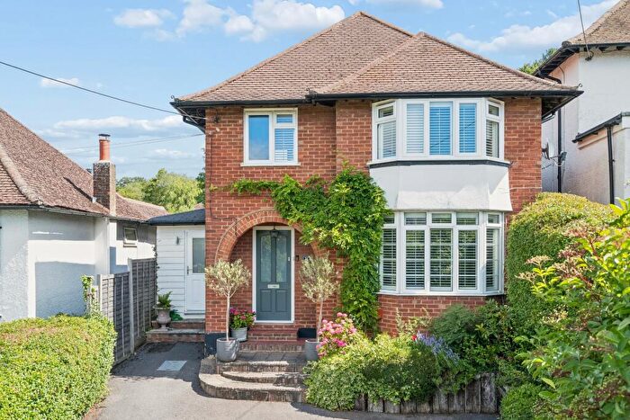 4 Bedroom Detached House For Sale In First Avenue, Amersham, HP7