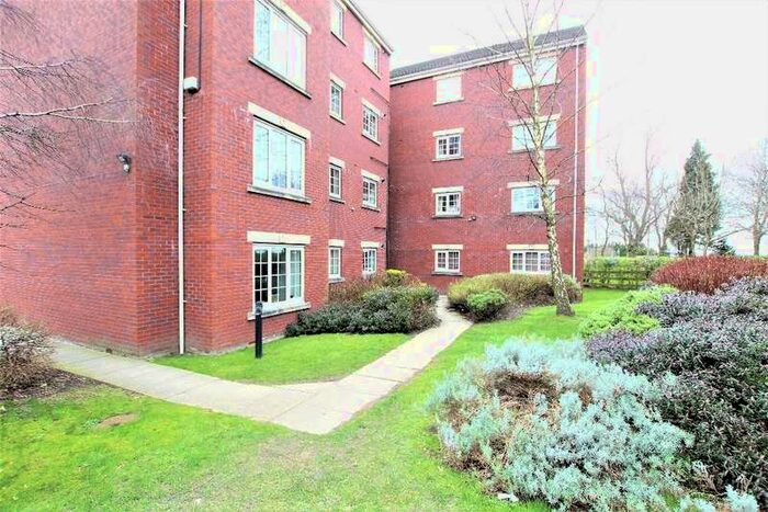 3 Bedroom Property To Rent In Castle Lodge Square Rothwell, LS26