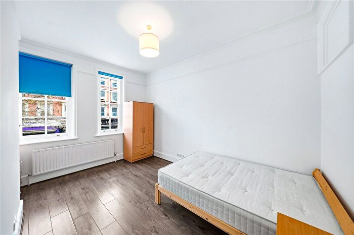 4 Bedroom Flat To Rent In Kilburn High Road, Kilburn, London, NW6