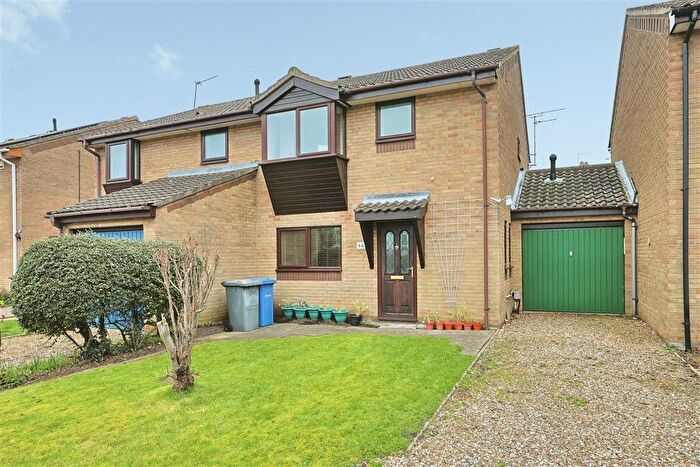 3 Bedroom Semi Detached House For Sale In Aylesbury Close, Norwich, NR3