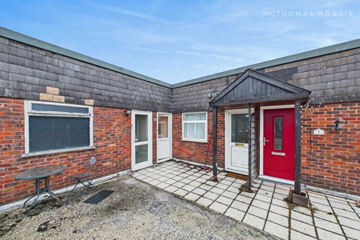 1 Bedroom Apartment For Sale In Church Lane, Royston, Hertfordshire, SG8