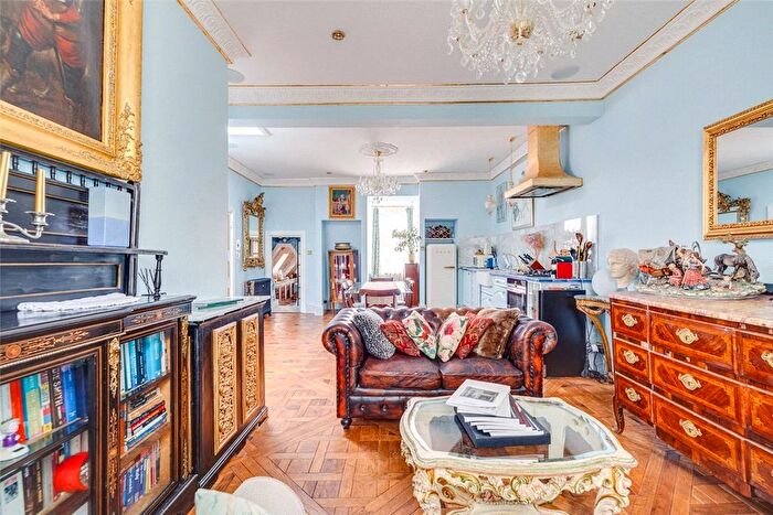 1 Bedroom Flat For Sale In Sloane Gardens, Chelsea, London, SW1W