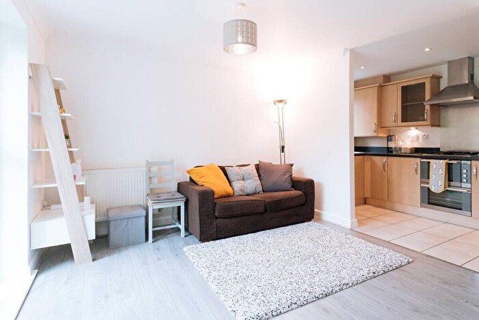 1 Bedroom Flat To Rent In Greyhen House, Gilbert White Close, Perivale, Greenford, UB6