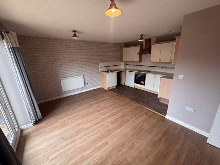 2 Bedroom Flat To Rent In Canalside, Water Street, Radcliffe, M26