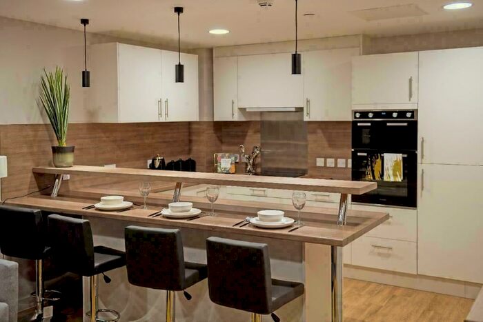 6 Bedroom Apartment To Rent In Schoolhill, Aberdeen, Aberdeenshire, AB10