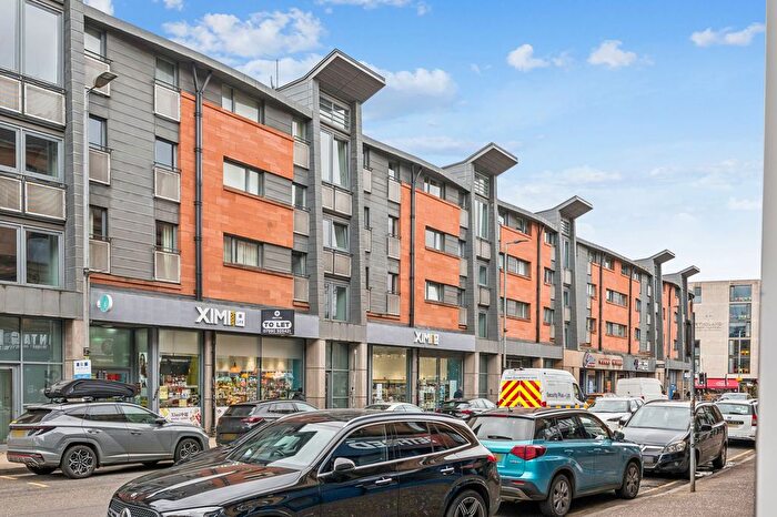 2 Bedroom Flat For Sale In Dumbarton Road, Flat /, Partick, Glasgow, G11