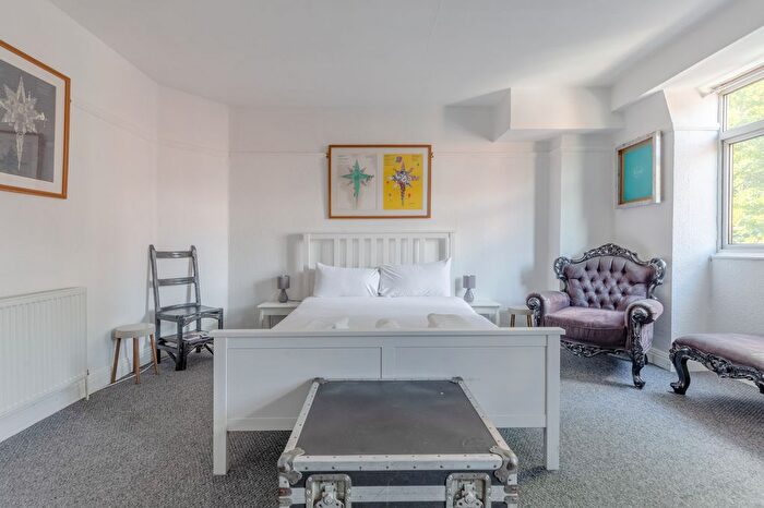 1 Bedroom Flat To Rent In York Way, London ., N1