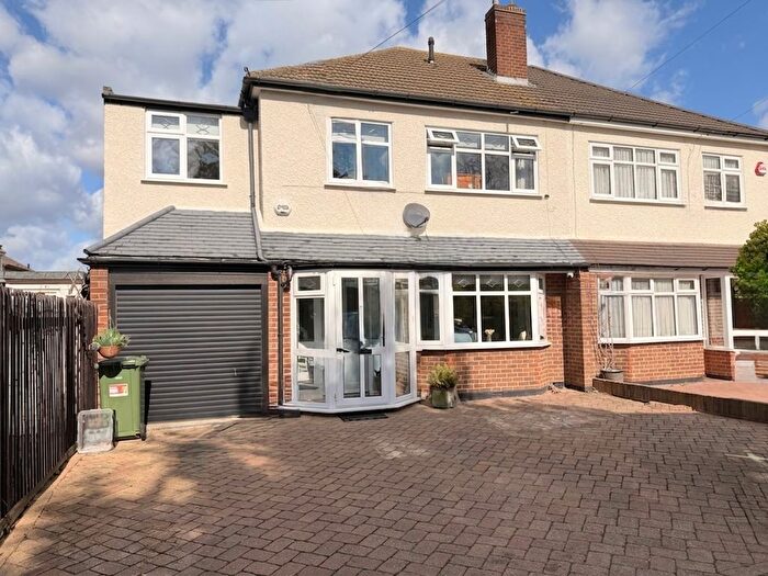 4 Bedroom Semi-Detached House For Sale In Blenheim Close, Romford, Essex, RM7