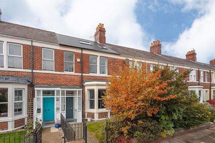 6 Bedroom Terraced House For Sale In Rothwell Road, Gosforth, Newcastle Upon Tyne, NE3