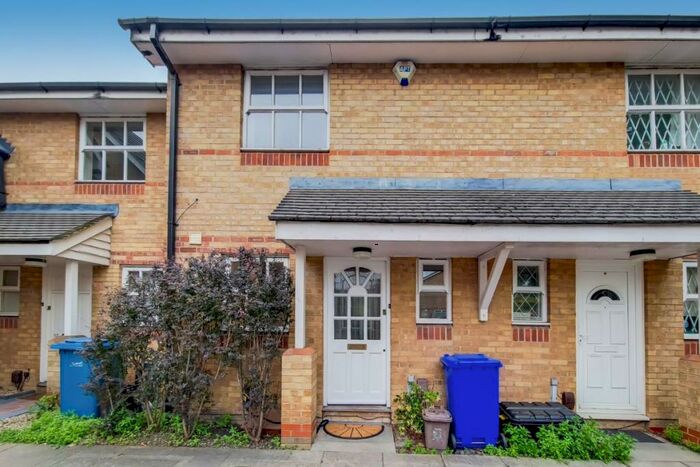 2 Bedroom Terraced House To Rent In Webster Road, London, SE16