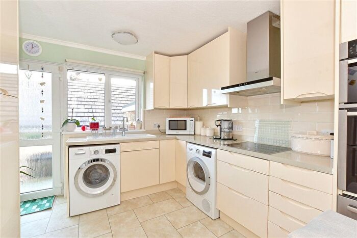 2 Bedroom Detached Bungalow For Sale In Stenbury View, Wroxall, Ventnor, Isle Of Wight, PO38