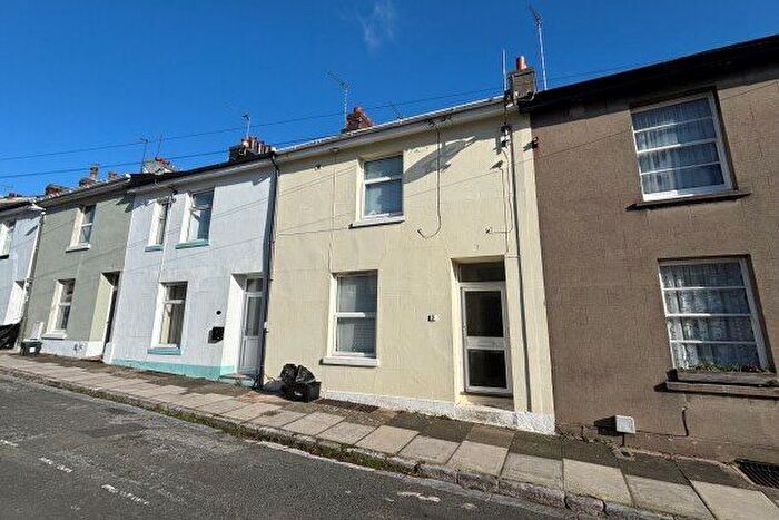 1 Bedroom Flat To Rent In Wellesley Road, Torquay, TQ1