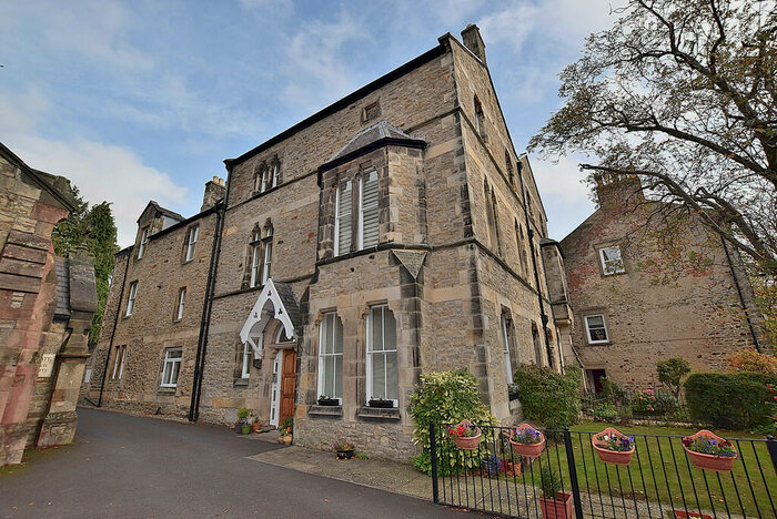 2 Bedroom Flat To Rent In Newbiggin, Richmond, DL10