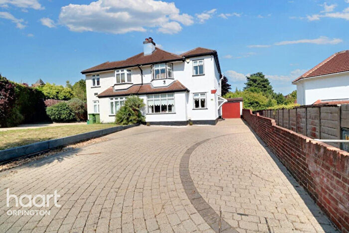 3 Bedroom Semi-Detached House For Sale In Elm Grove, Orpington, BR6