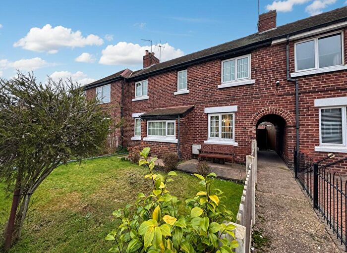 3 Bedroom Terraced House For Sale In Highfield Lane, Worksop, S80