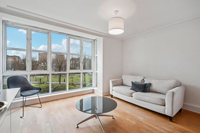 2 Bedroom Flat For Sale In Keble Place, Harrods Village, SW13