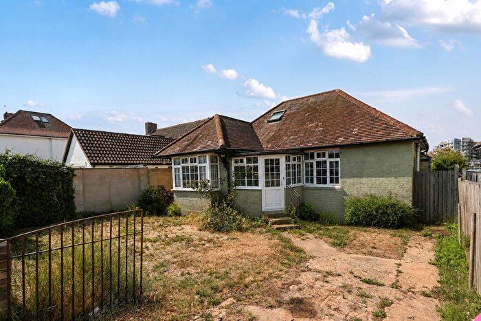 4 Bedroom Bungalow For Sale In Riverside Road, Shoreham, West Sussex, BN43