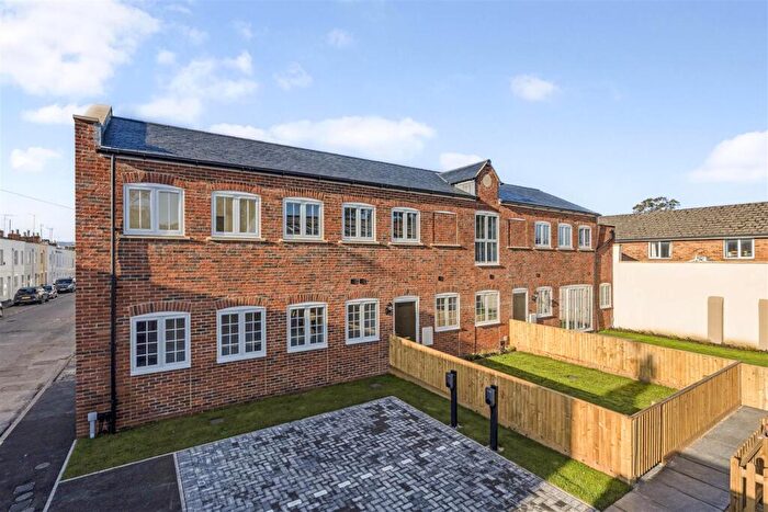 2 Bedroom End Of Terrace House For Sale In Keynsham Street, Cheltenham, GL52