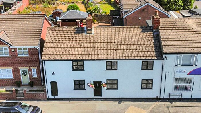 3 Bedroom Cottage For Sale In Rainford Road, Billinge, WN5