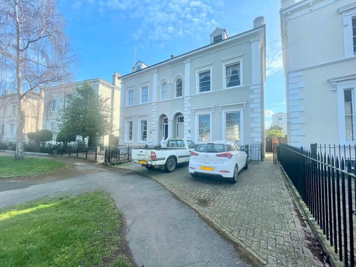 1 Bedroom Flat To Rent In Pittville Crescent, Cheltenham, GL52