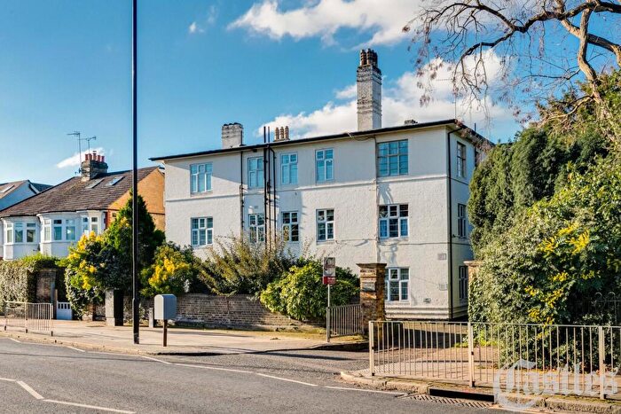 Studio For Sale In Chestnut Court, Middle Lane, N8