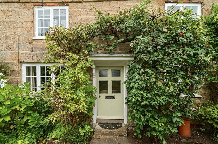 4 Bedroom Semi-Detached House For Sale In Stane Street, Codmore Hill, Pulborough, West Sussex, RH20