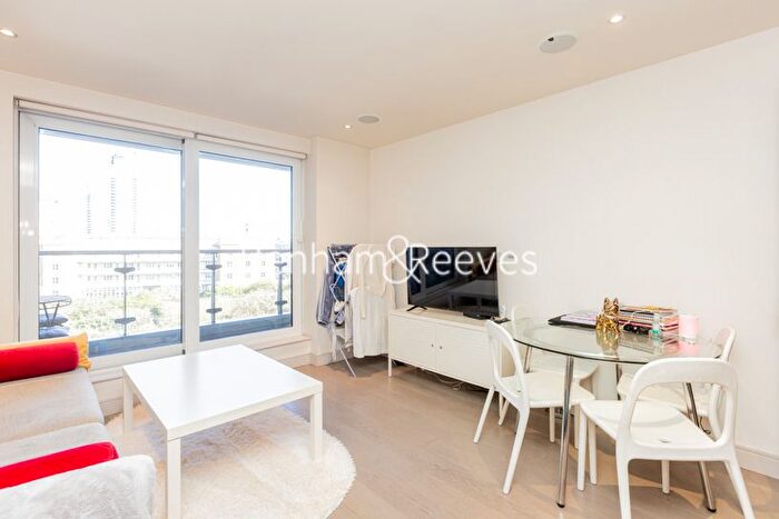 1 Bedroom Flat To Rent In Townmead Road, Imperial Wharf, SW6