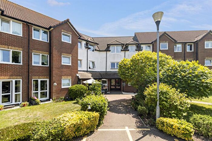 1 Bedroom Retirement Property For Sale In Southdown Court, Bellbanks Road, Hailsham, BN27
