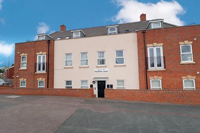 2 Bedroom Apartment For Sale In Catsbrook Road, Icknield, Luton, Bedfordshire, LU3