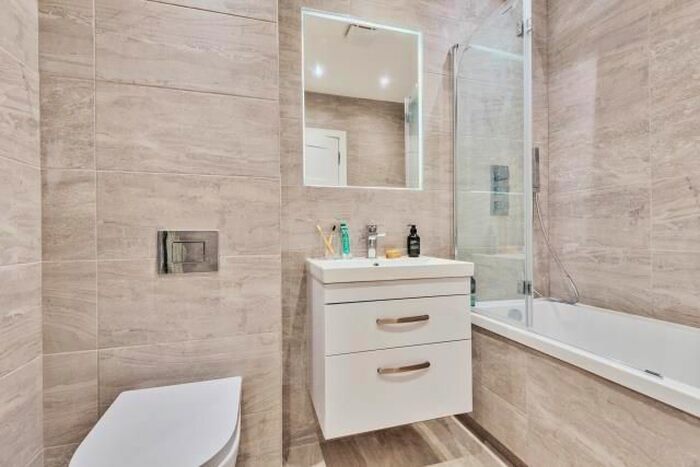 1 Bedroom Flat To Rent In Botley, Oxford, OX2