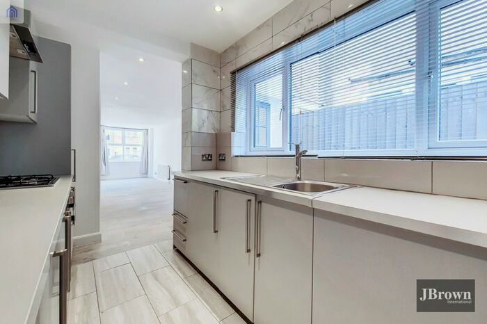 3 Bedroom Terraced House To Rent In Provincial Terrace, Green Lane, London, SE20