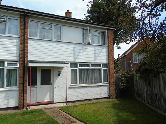 3 Bedroom House To Rent In Langley, SL3