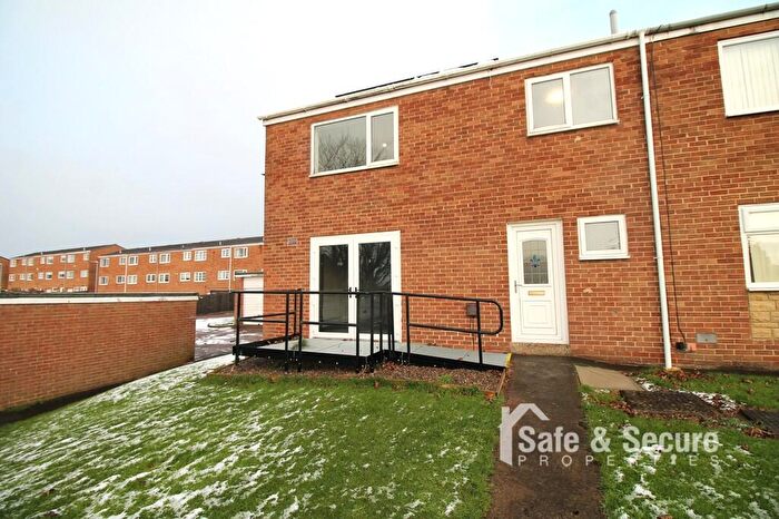 3 Bedroom End Of Terrace House To Rent In Portmeds Rise, Birtley, DH3