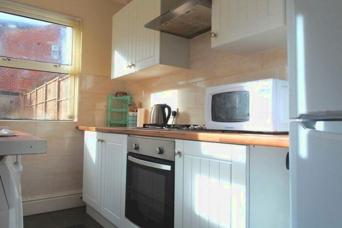 3 Bedroom Terraced House To Rent In South View Road, Sheffield, S7