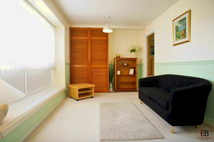 Studio To Rent In Rosedale, Wallsend, Newcastle Upon Tyne, NE28