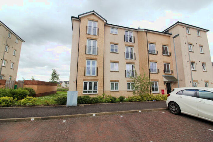 2 Bedroom Flat To Rent In Cambridge Crescent, Airdrie, ML6