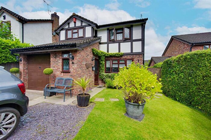 4 Bedroom House To Rent In Quayside, Congleton, CW12