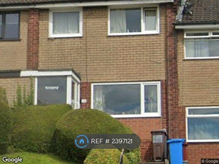 3 Bedroom Terraced House To Rent In Sunbury Drive, Manchester, M40