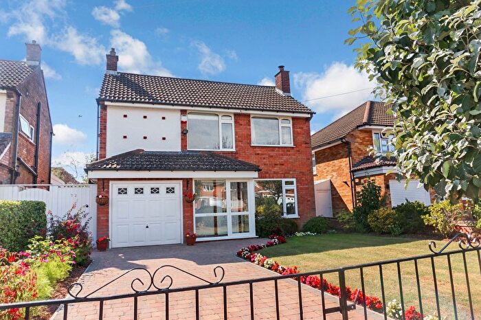 4 Bedroom Detached House To Rent In Ashfurlong Crescent, Sutton Coldfield, B75