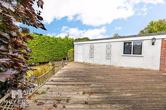 2 Bedroom Detached Bungalow For Sale In Brockley Road, Bournemouth, BH10