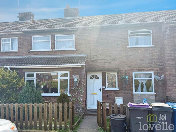 3 Bedroom Terraced House For Sale In Hickman Crescent, Morton, DN21