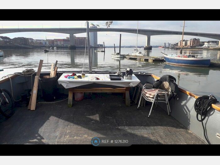 1 Bedroom Property To Rent In Smiths Quay Boat Yard, Southampton, SO19