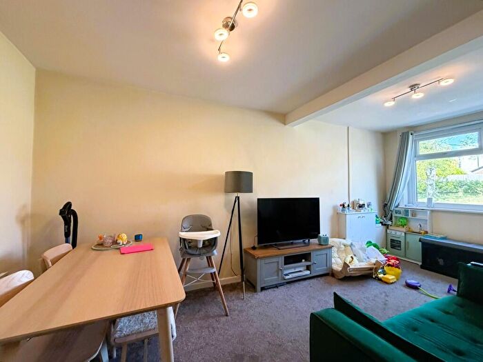 2 Bedroom Flat For Sale In Runcorn Road, Barnton, Northwich, CW8