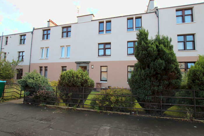 2 Bedroom Flat To Rent In Marryat Street, Dundee, DD3